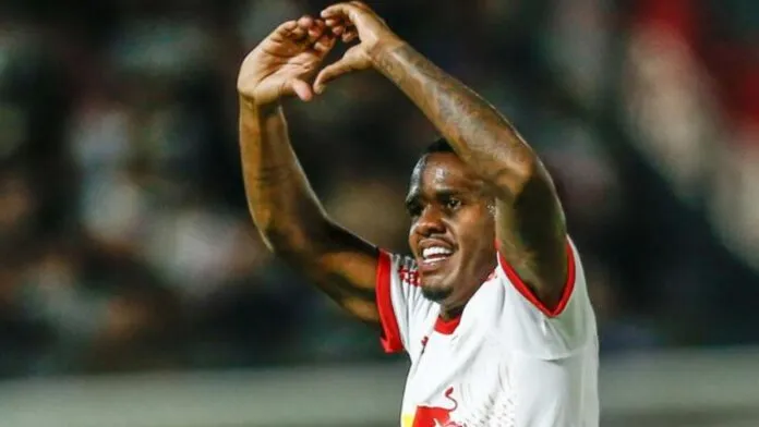 Gustavo Marques é suspenso por 12 jogos e multado em R$ 30 mil por falas machistas