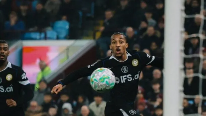 Hat-trick de João Pedro garante virada do Chelsea sobre Aston Villa na Premier League