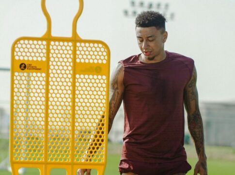 Jesse Lingard desembarcou no Brasil para assinar contrato até o fim de 2026 com o Corinthians
