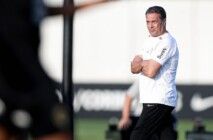 O técnico Vanderlei Luxemburgo em treino do Corinthians no CT Joaquim Grava