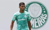 Arthur, bola da vez no Palmeiras, passou a limpo sua carreira