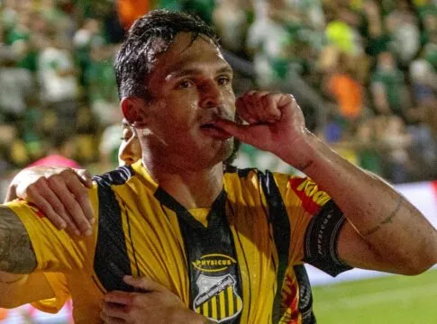 Robson projeta duelos das finais contra o Palmeiras: “Não custa nada sonhar”