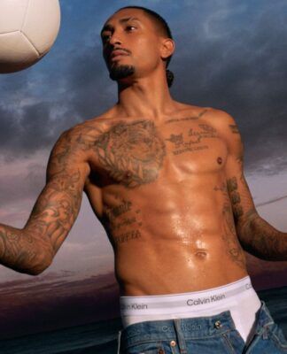Raphinha é o garoto-propaganda da nova campanha da Calvin Klein