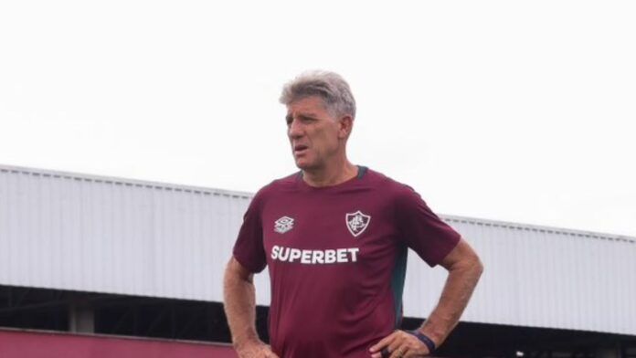 Vasco encaminha a contratação de Renato Gaúcho após saída de Fernando Diniz