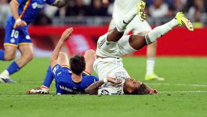 Rodrygo rompe ligamento do joelho direito e está fora da Copa do Mundo