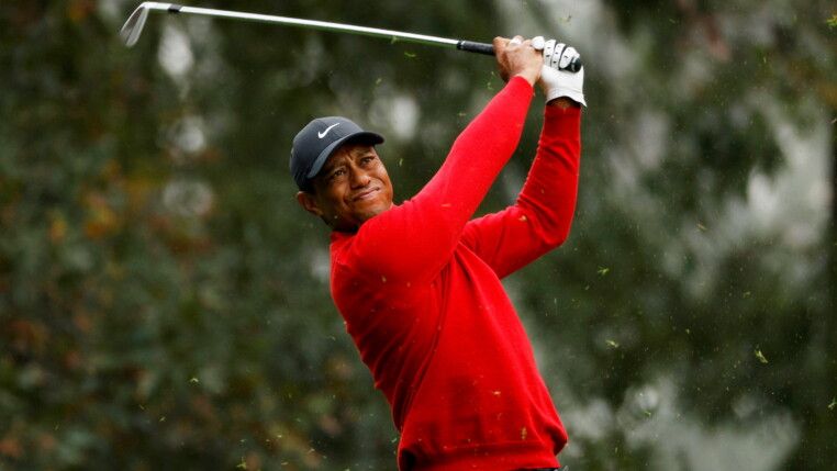Tiger Woods é detido após capotamento de Land Rover em alta velocidade na Flórida