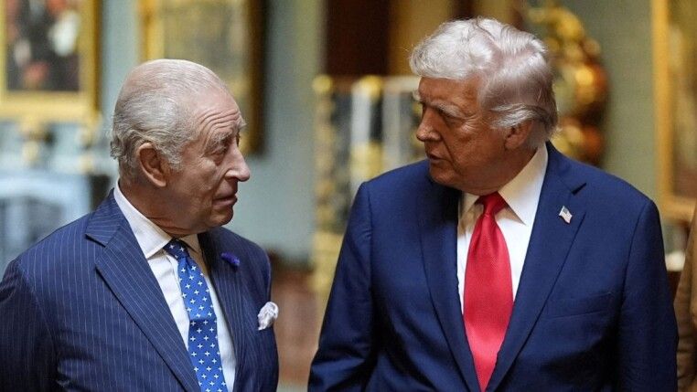 Rei Charles III e Donald Trump em encontro na Inglaterra em setembro de 2025