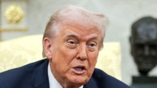 Donald Trump no Salão Oval da Casa Branca