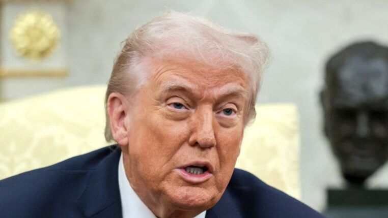 Donald Trump no Salão Oval da Casa Branca