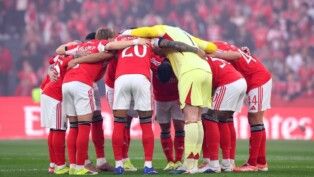 Benfica sofreu punição após torcedores cometerem racismo contra o atacante Vini Jr