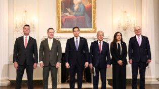 Autoridades perfiladas para foto oficial na Casa Branca