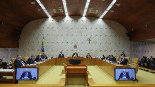 Sessão plenária do STF com todos os ministros