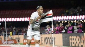 SP - COPA DO BRASIL/SÃO PAULO X JUVENTUDE - ESPORTES - Gol de Luciano durante a partida entre São Paulo e Juventude, válida pela quinta fase Copa do Brasil, no Estádio do Morumbis, na zona sul de São Paulo, nesta terça-feira (21). 21/04/2026 - Foto: FABRICIO BOMJARDIM/THENEWS2/ESTADÃO CONTEÚDO