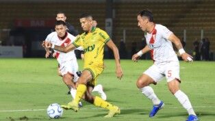 SP - LIBERTADORES/MIRASSOL X ALWAYS READY-BOL - ESPORTES - MIRASSSOL, SP, 29.04.2026-LIBERTADORES 2026-MIRASSOL X ALWAYS READY: Partida entre o Mirassol e Always Ready, valida pela terceira rodada do Grupo G da Copa Comenbol Libertadores de 2026 e realizada no Estadio Jose de Campos Maia, em Mirassol, nesta quarta-feira, 29 de abril de 2026. (Foto: Alex Pelicer/Agência F8/Agência Estado) 29/04/2026 - Foto: ALEX PELICER/AGÊNCIA F8/ESTADÃO CONTEÚDO