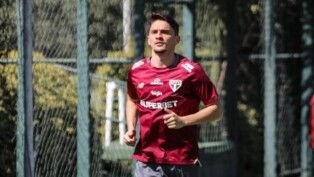 Pablo Maia se lesionou durante um treino neste domingo (09/04)