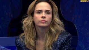 Antes do BBB 26, Ana Paula Renault perdeu 30kg. (Foto: Reprodução/Instagram/@anapaularenault)