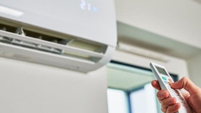 Hábitos podem ajudar a diminuir o consumo do ar-condicionado. (Foto: Agência Brasil)