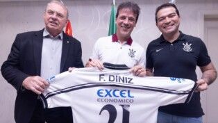 Fernando Diniz foi jogador do Corinthians entre 1997 e 1998
