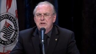 Os órgãos internos do Corinthians precisam deliberar sobre as contas do clube até o fim deste mês