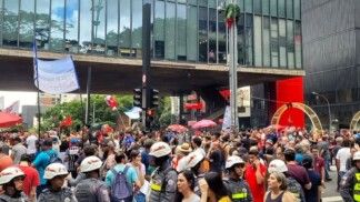 Manifestantes fazem atos contra PL da Dosimetria