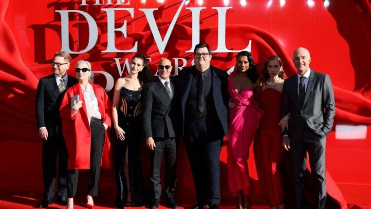 Kenneth Branagh, Meryl Streep, Anne Hathaway, Stanley Tucci, Caleb Hearon, Simone Ashley, Emily Blunt e David Frankel participam da estreia europeia de “O Diabo Veste Prada 2”, em Londres, Reino Unido