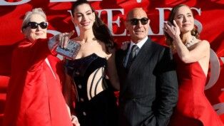 Meryl Streep, Anne Hathaway, Stanley Tucci e Emily Blunt participam da estreia europeia de “O Diabo Veste Prada 2”, em Londres