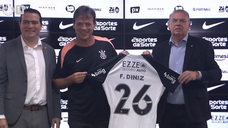 Fernando Diniz foi apresentado como novo técnico do Corinthians nesta terça-feira (07/04)