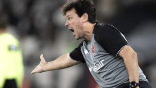 Fernando Diniz chega ao Corinthians