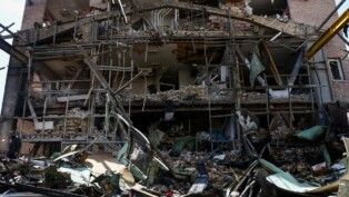 Prédio de pesquisa da Shahid Beheshti University, danificado após um ataque, em meio ao conflito entre Estados Unidos, Israel e Irã, em Teerã