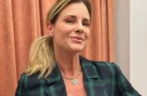 A apresentadora Janaina Xavier