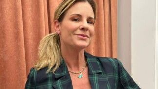 A apresentadora Janaina Xavier