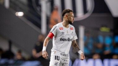 Neymar no jogo contra o Santos
