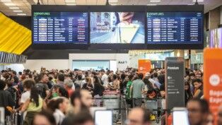 Passageiros possuem direitos previstos pela ANAC (Paulo Pinto/Agência Brasil)