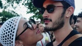 Atores assumiram publicamente o relacionamento (Reprodução/Instagram/ramillexs)