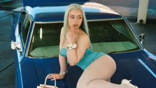 A rapper Ice Spice foi agredida por uma fã