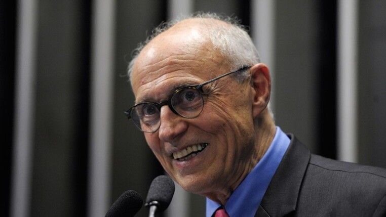 Suplicy disputou uma vaga no Senado com Oscar Schmidt