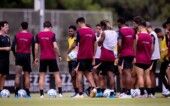 veja-como-foi-o-primeiro-treino-de-fernando-diniz-no-corinthians Na manhã desta terça-feira (07/04), Fernando Diniz comandou seu primeiro treino como técnico do Corinthians