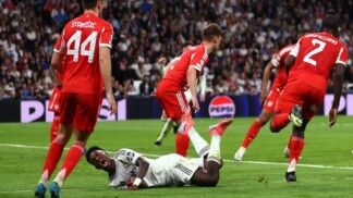 Vini Jr pouco ajudou na derrota do Real Madrid para o Bayern