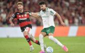 RJ - BRASILEIRO A 2026, FLAMENGO X PALMEIRAS - ESPORTES - RJ - RIO DE JANEIRO - 23/05/2026 - BRASILEIRO A 2026, FLAMENGO X PALMEIRAS - jogador do Palmeiras durante partida contra o Flamengo no estádio Maracanã pelo campeonato Brasileiro A 2026. 23/05/2026 - Foto: THIAGO RIBEIRO/AGIF - AGÊNCIA DE FOTOGRAFIA/AGIF - AGÊNCIA DE FOTOGRAFIA/ESTADÃO CONTEÚDO
