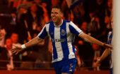 Soccer Football - Primeira Liga - FC Porto v Alverca - Estadio do Dragao, Porto, Portugal - May 2, 2026 FC Porto's Jan Bednarek celebrates scoring their first goal REUTERS/Rita Franca