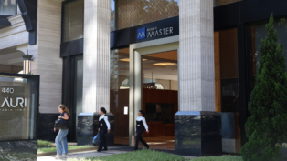 Fachada do Banco Master na rua Elvira Ferraz em Itaim Bibi. Foto: Rovena Rosa/Agência Brasil