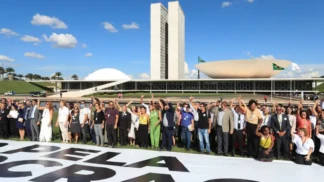ato-pela-_democracia-servidores-congresso-20