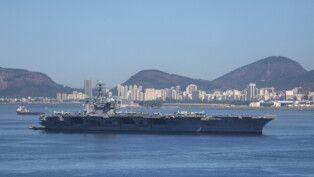 USS Nimitz, porta-aviões dos EUA