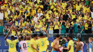 Torcida do Brasil no jogo contra o Marrocos, o primeiro da Copa do Mundo