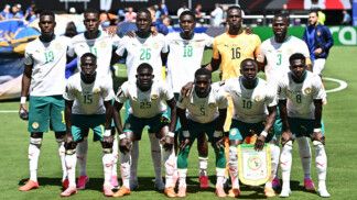 Seleção de Senegal perfilada para enfrentar a França na Copa do Mundo 2026