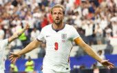 Harry Kane comemora gol da Inglaterra contra a Croácia