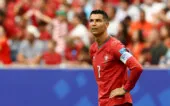 Cristiano Ronaldo em jogo contra Uzbequistão na Copa do Mundo 2026 Cristiano Ronaldo em jogo contra Uzbequistão na Copa do Mundo 2026