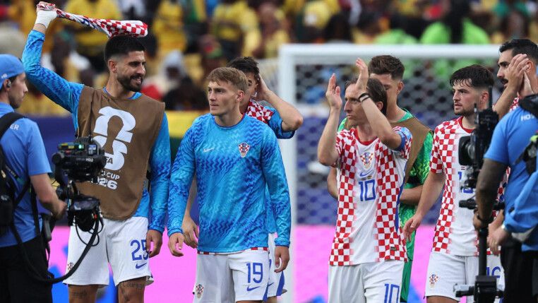 Soccer Football - FIFA World Cup 2026 - Group L - Croatia v Ghana - Philadelphia Stadium, Philadelphia, Pennsylvania, U.S. - June 27, 2026 Croatia's Luka Modric celebrates with teammates after the match IMAGN IMAGES via Reuters/Bill Streicher