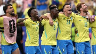 Brasil sobe ao top 3 do ranking da Copa após virada sobre Japão