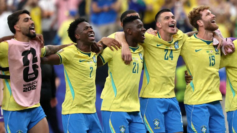 Brasil sobe ao top 3 do ranking da Copa após virada sobre Japão